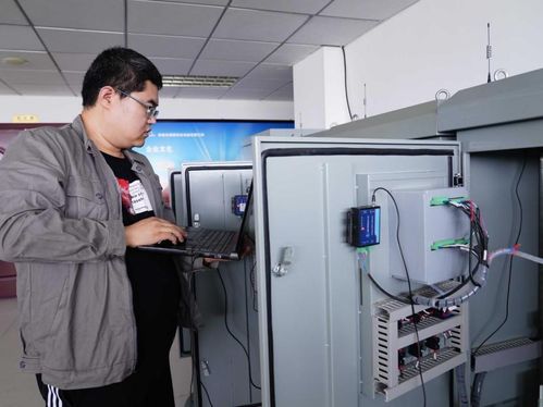 多功能数智化抽油机节能设备在秦皇岛研制成功，助力教学设备研发创新